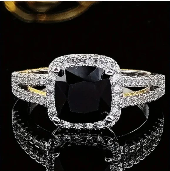 925 Silver Black Onyx Cocktail Ring SIZE 6 - Picture 1 of 4